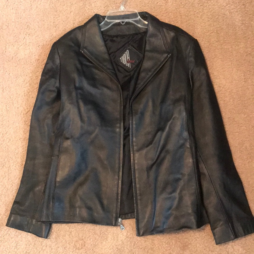 Zip-up leather jacket